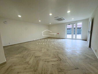 Administratívno–obchodná budova s potenciálom – investícia,  - 8