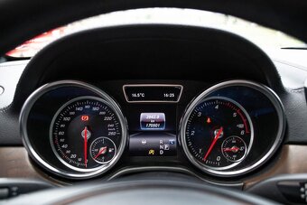 Mercedes Benz GLE 350d 4MATIC - 8