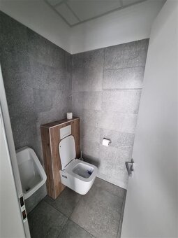 Opakovaná dražba admin.budovy a pozemkov,k.ú. Tuchyňa - 8