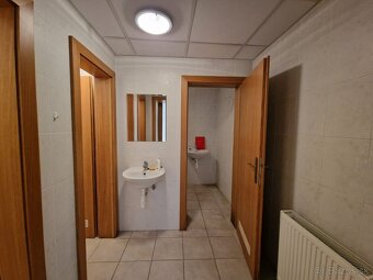 VIVAREAL PRENÁJOM OBCHODNÝCH PRIESTOROV V ÚPLNOM CENTRE, - 8