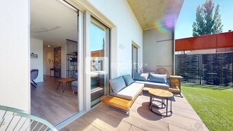 Na prenájom 2 izbový byt 45 m2 + terasa 15 m2 + 30 m2 predzá - 8