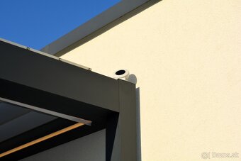 Pergola s otočnými lamelami 0 ° až 135 ° - 8