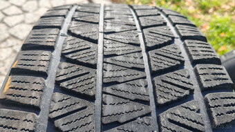 6x139,7 R18 --- FORD RANGER - 8