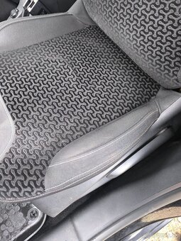 Citroen C3 2010 1.4i 54kW 146 tis. - 8