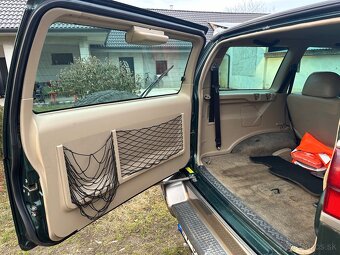 Nissan Terrano 2 2,7 - 8