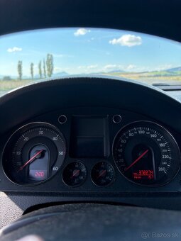 Volkswagen Passat B6 - 8