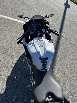 Yamaha yzf r125 2020 - 8