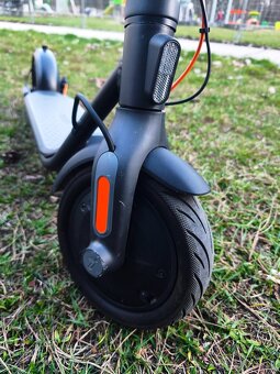 Ninebot Kickscooter F30E - 8