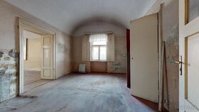 Historický dom s veľkým potenciálom priamo v Ružomberku - 8