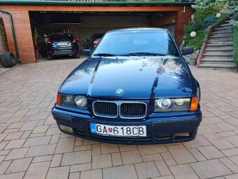 BMW E36 - 8