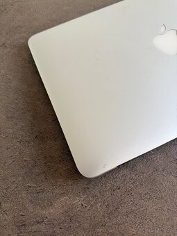 Macbook air 11inch 2012 - 8