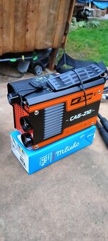 zváračka invertor Dnipro šikovne malinká 210A - 8