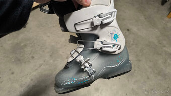 PREDAM LYZE BLIZZARD, LYZIARKY SALOMON - 8