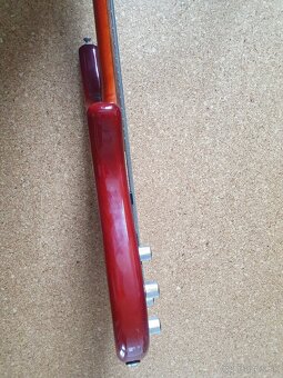 Predam lavacku el. basgitaru znacky Shine - 8