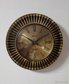 Retro hodiny - 8