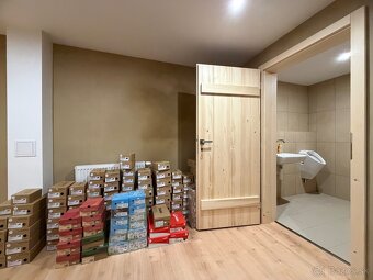 NA PREDAJ I POLYFUNKČNÝ PRIESTOR I 70 m2 v centre mesta - 8