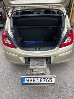 Opel Corsa 1.2 16V - 8