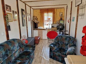 Na predaj pozemok s chatkou obec Nevidzany okres Prievidza. - 8