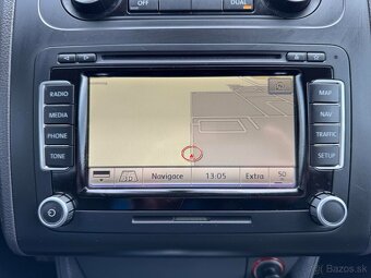 Volkswagen Touran - 8