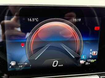 Mercedes Benz GLA 250e Plug-in hybrid - 8