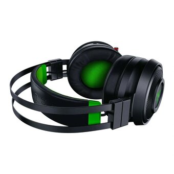 Razer Nari Ultimate BLACK - TOP STAV - 8