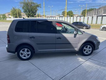 Touran 1.9 TDI - 8
