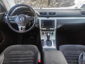 Volkswagen Passat - 8