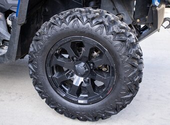 Can-Am Outlander 1000R MAX XT (2023) - 8