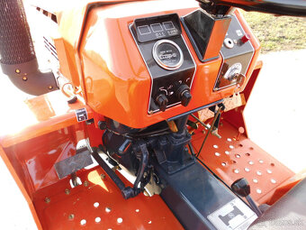 Traktor Kubota B1400 - 8