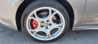 Alfa Romeo Giulietta 2.0 JTDm2  170k Distinctive - 8