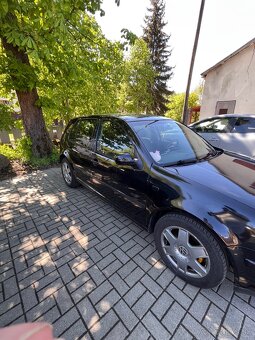 V celku alebo náhradné diely - 8