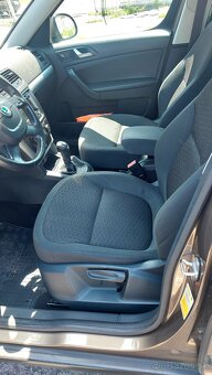 SKODA YETI 4x4 2,0tdi 103kw ELEGANCE - 8