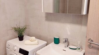 PRENÁJOM/RENT - Petržalka - 2-izb. byt s balkónom a garažový - 8