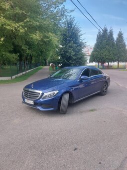 Mercedes-Benz - 8