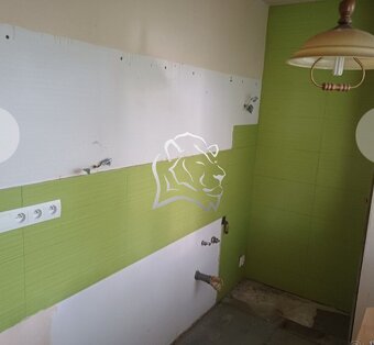 Na predaj priestranný 3 izbový byt vo Vranove nad Topľou - s - 8