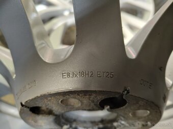 VW TOUAREG 8x18 ET 25 , 5x112 - 8