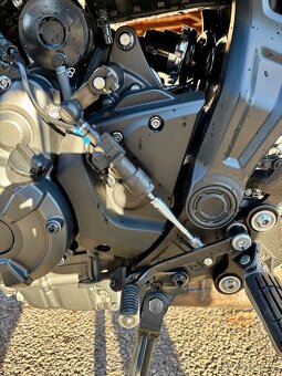 Yamaha MT07 quickshifter - 8