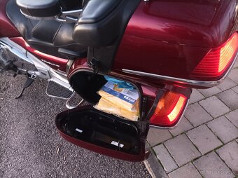 Honda Goldwing GL 1800 - 8