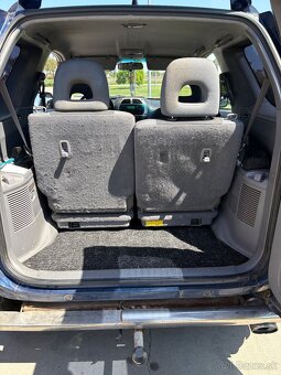 Toyota Rav 4 - 8