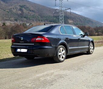Predám Škoda Superb 1.8T 4x4 sedan - 8