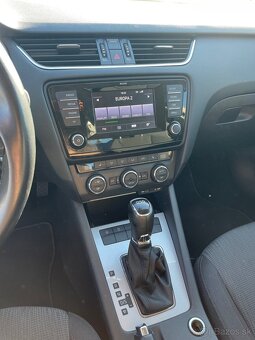 Škoda Octavia 2.0 TDI DSG - 8