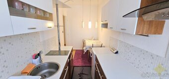 REZERVOVANÉ - Exkluzívne na predaj čiastočne prerobený 2 izb - 8