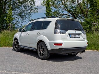 Mitsubishi Outlander 2.2 DI-D 130kW Intense+, 4x4, 7-miestne - 8