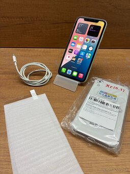 Iphone XR 64gb, 🔋82% - 8