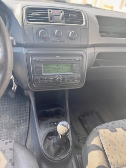Škoda Roomster Praktik 1.4 Benzín - 8