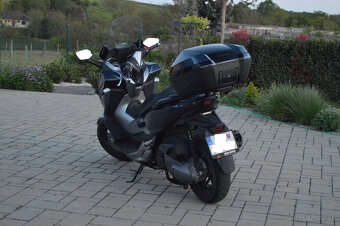 Honda Forza 300 r.v.2021 1 majitel-top stav - 8