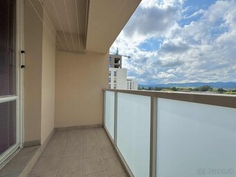 NA PREDAJ | 2 izbový byt s balkónom, 56 m2, sídlisko Západ - 8