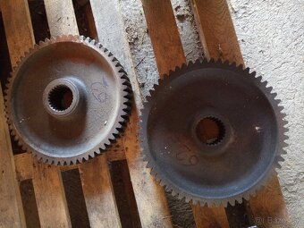 Zetor náhradne diely - 8