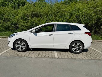 HYUNDAI i30 - 8