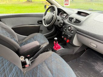Na predaj: Renault Clio 1.6 dCi (2006) - 8